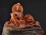 Tượng Quan Âm Tự Tại gỗ nhai bách