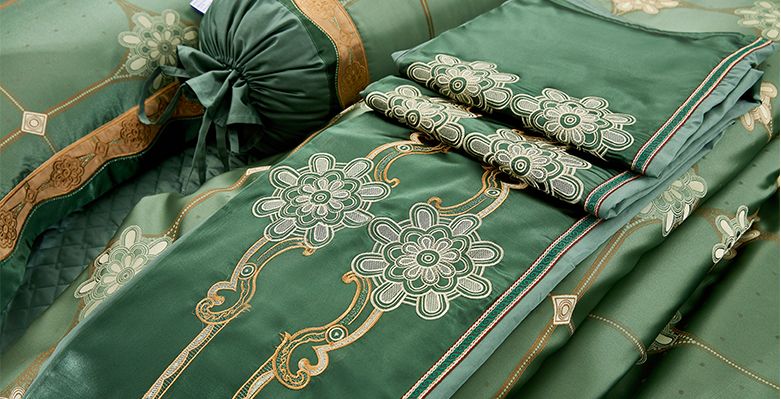  Bộ Chăn Drap Phủ Luxury Gấm Lụa Lxg 8105P 