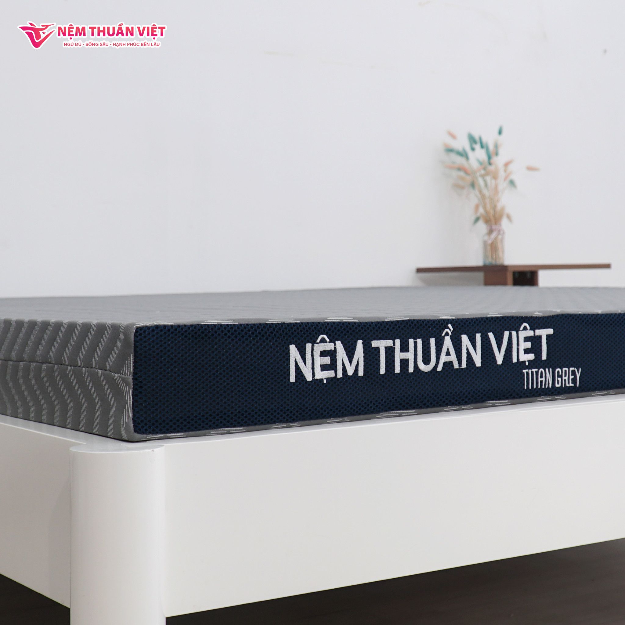  Nệm cao su Hoạt Tính Thuần Việt Titan Grey 