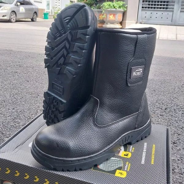 Ủng Da KCEP ( Màu Đen)