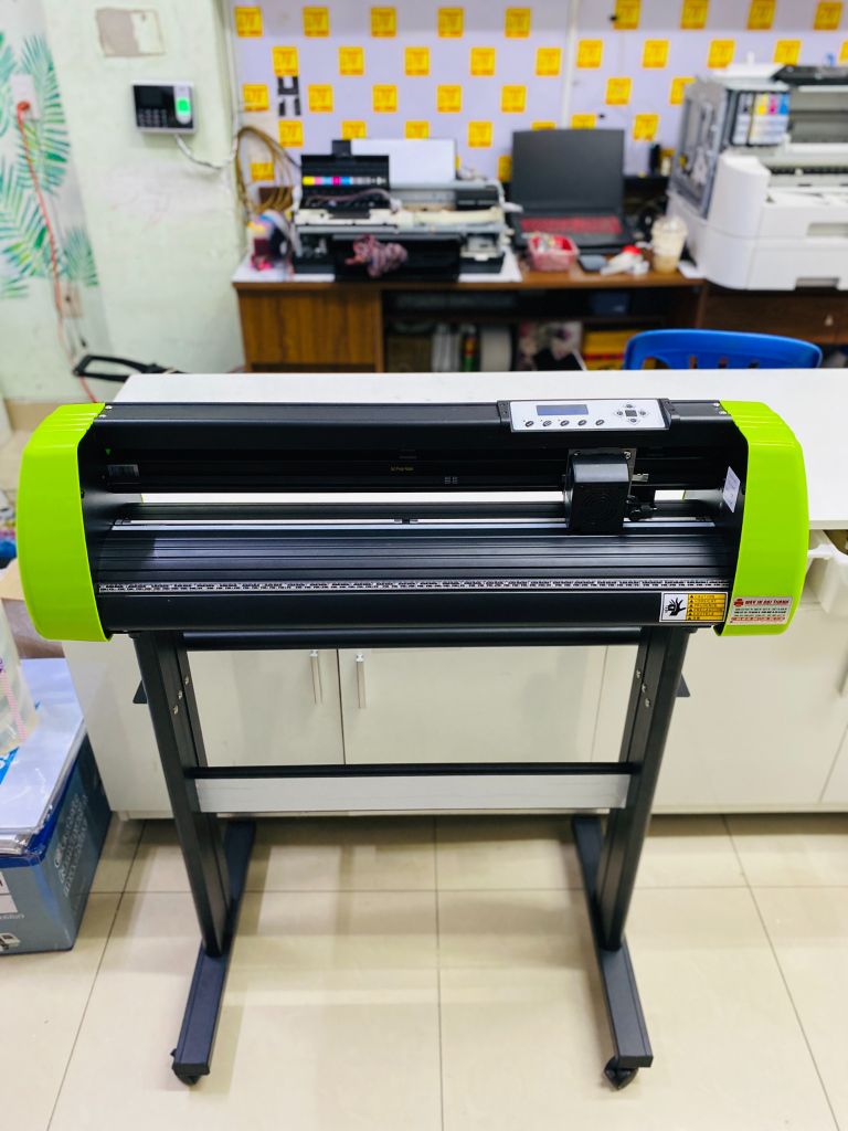 Máy Cắt Bế Decal AC721