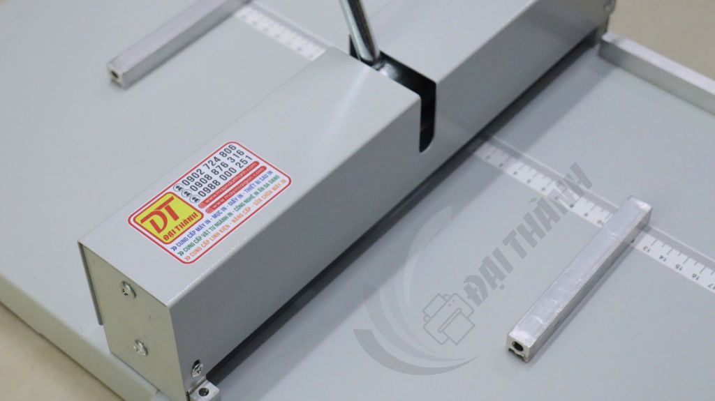 Máy Cấn Răng Cưa Lằn Gấp Thủ Công Khổ 340mm