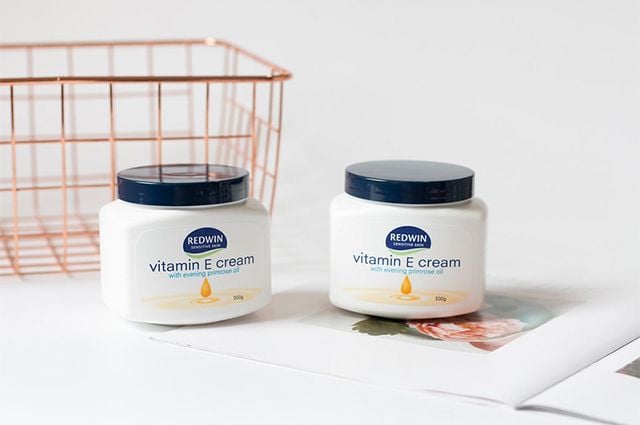 Kem dưỡng ẩm Redwin Vitamin E cream Úc
