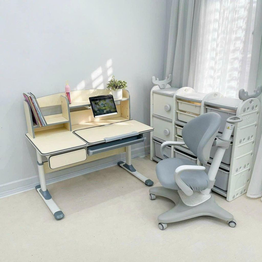Bộ bàn ghế học chống gù Umoo