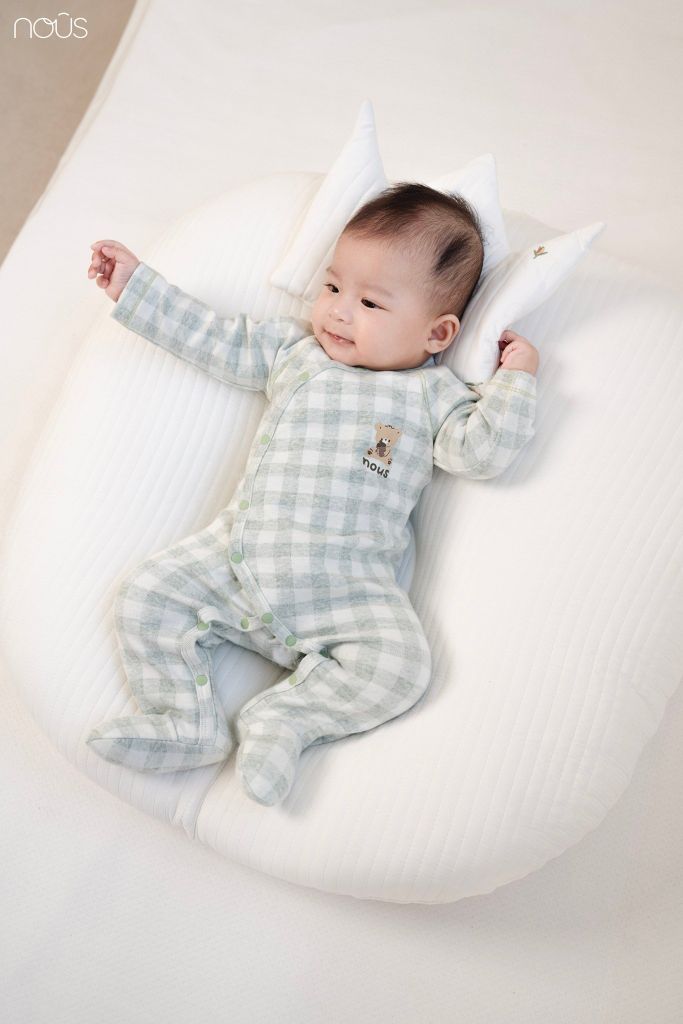 Bộ body liền tất caro Nous