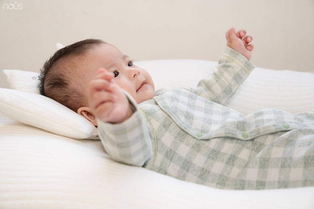 Bộ body liền tất caro Nous