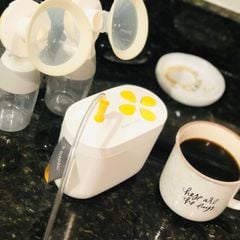 Máy hút sữa đôi Medela Pump In Style MaxFlow bản đầy đủ