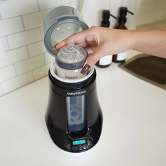 Máy hâm sữa Baby Brezza Safe & Smart