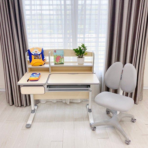 Bộ bàn ghế học chống gù Umoo