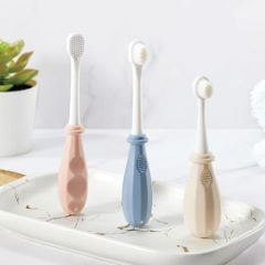 Bàn chải đánh răng lông mềm 4-8Y Ku-1149