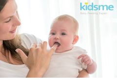 Bàn chải chà nướu Silicone kidsme