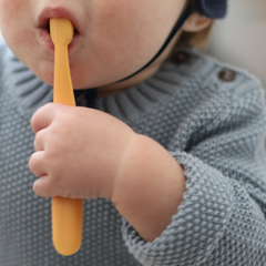 Bàn chải đánh răng cho bé Bristik Step 1, Step 2 (Hàn Quốc)