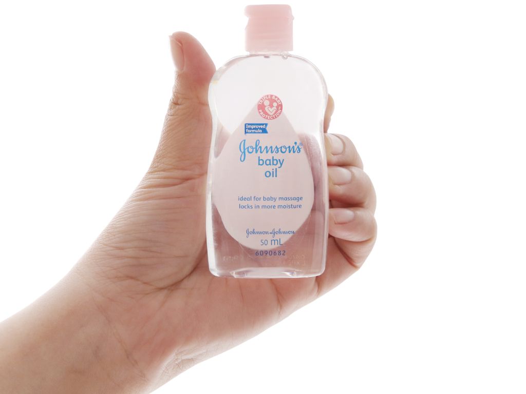 Dầu massage dưỡng ẩm Johnson Baby Oil