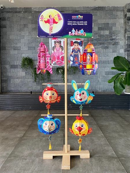 Cây treo lồng đèn