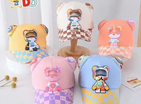 Mũ lưỡi trai phi hành gia