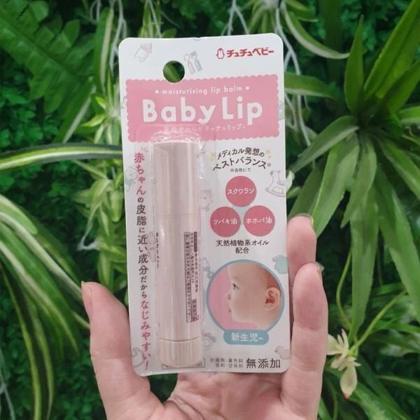 Son dưỡng môi cho bé Chuchu Baby (Nhật)