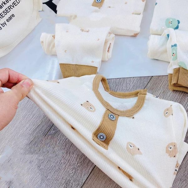 Bộ thun tăm dài tay chui cổ cho bé (12-48M)