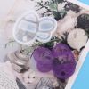 Bộ 5 Khuôn Silicon Làm Móc Khóa , Dây Chuyển Hình Dấu Chân Mèo - Ong - Trái Tim - Bướm - Tròn