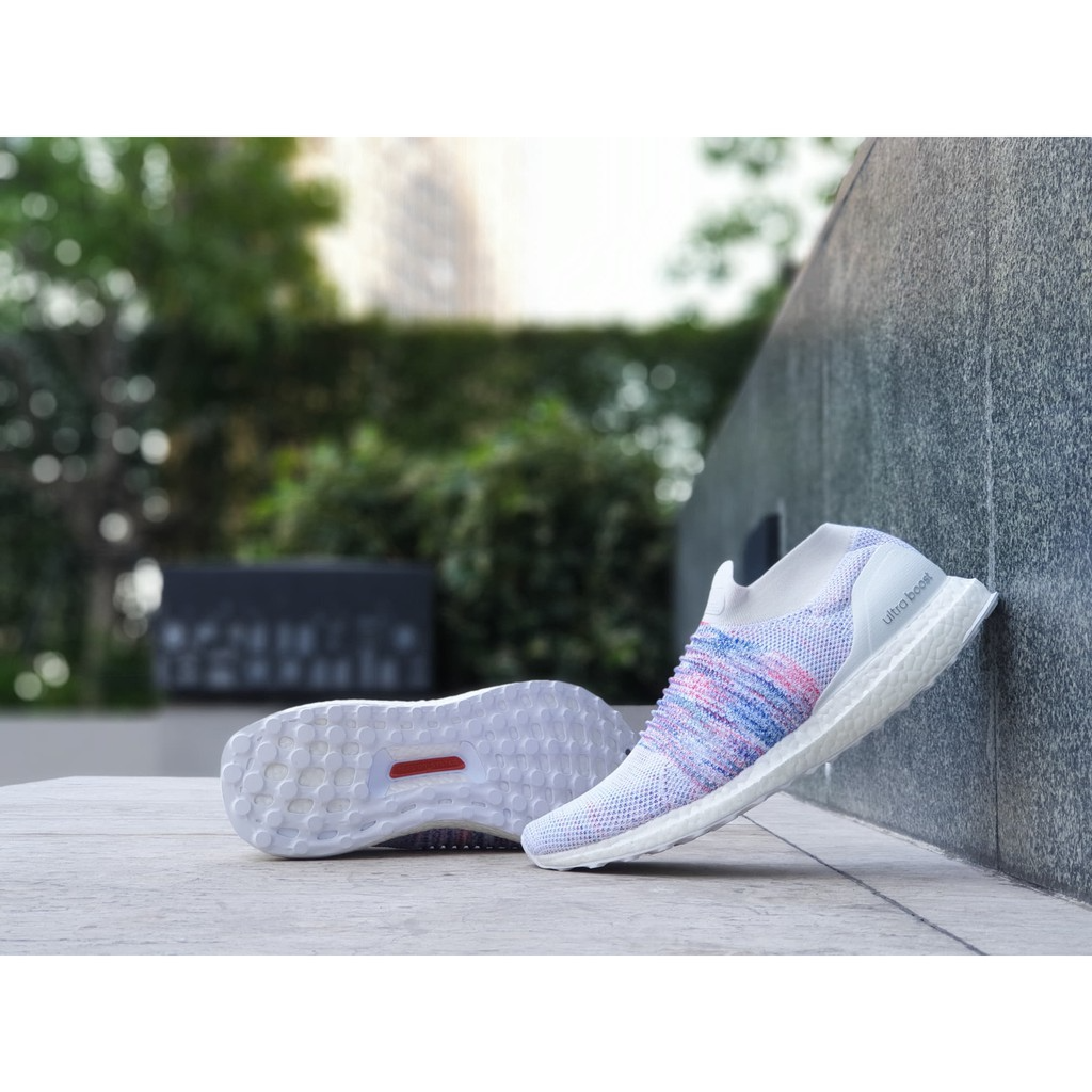 Giày Adidas Wmns Ultraboost Laceless 'White Multicolor' B75857 – Hệ thống  phân phối Air Jordan chính hãng