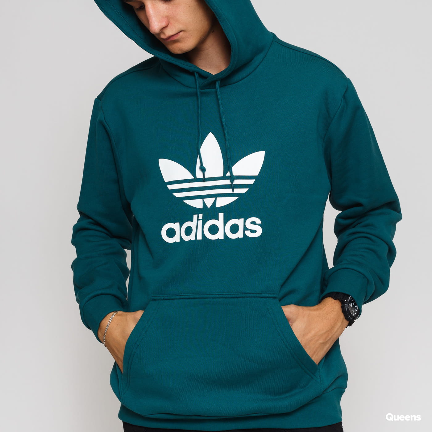 Áo Adidas Trefoil Hoodie Green EJ9681 – Hệ thống phân phối Air Jordan chính  hãng