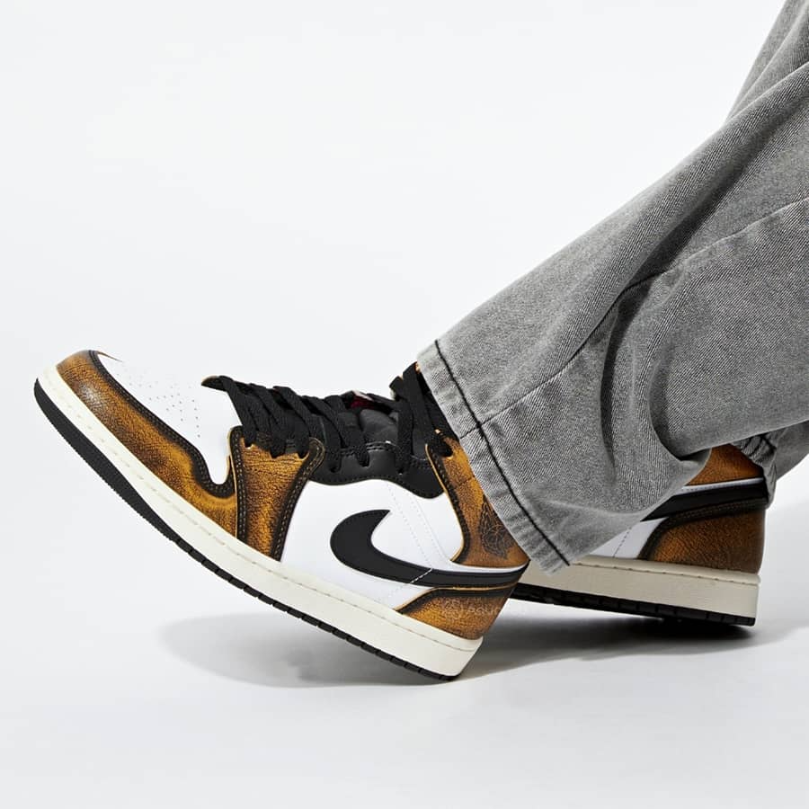 Giày Nike Air Jordan 1 Mid SE 