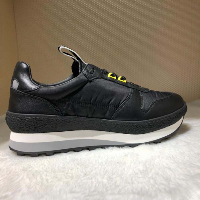 Giày 19SS Givenchy TR3 Runner Sneakers 'Black' BH0019H06Y-001 – Hệ ...
