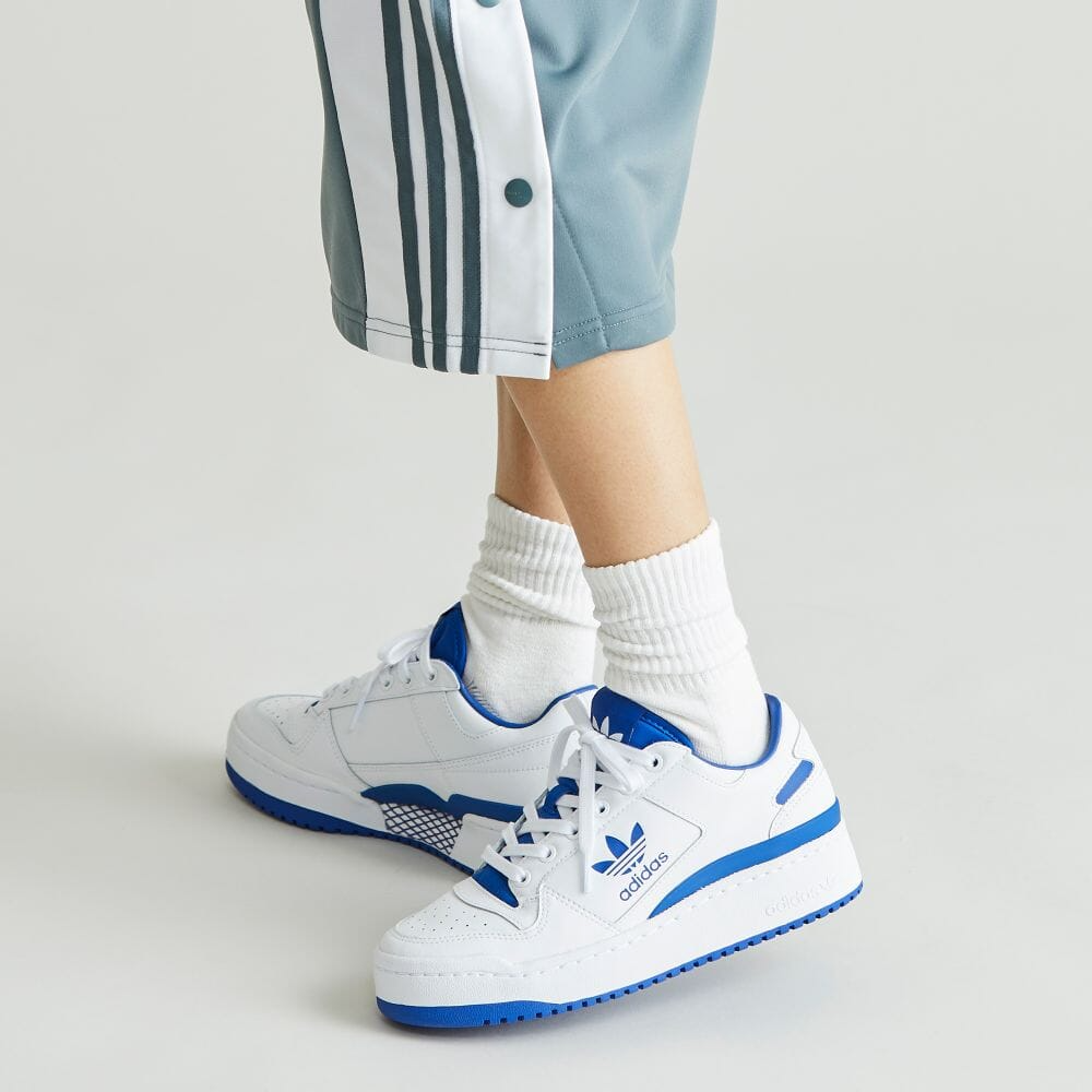 Giày Adidas Wmns Forum Bold 'White Royal Blue' FY4530 – Hệ thống phân phối  Air Jordan chính hãng