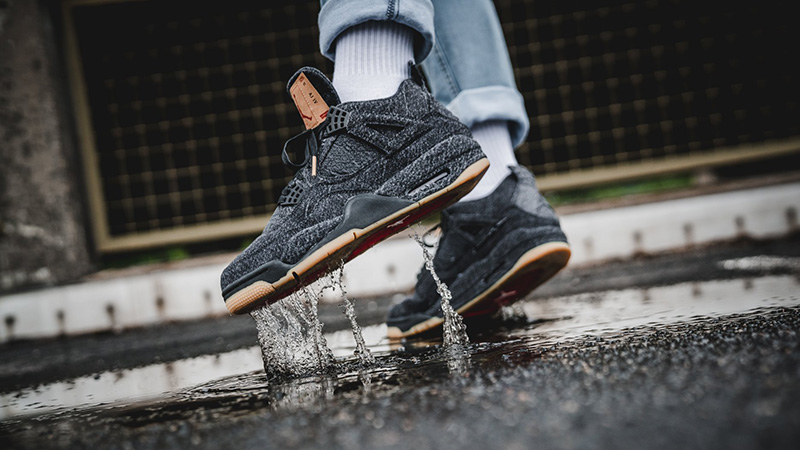 Giày Nike Levi's x Air Jordan 4 Retro 'Black Denim' AO2571-001 – Hệ thống  phân phối Air Jordan chính hãng