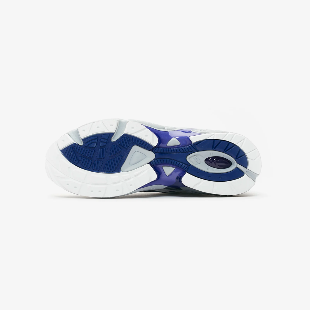 womens size 9 adidas
