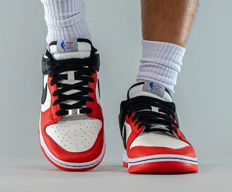 GiÃ y Nike NBA x Dunk Low EMB GS '75th Anniversary - Bulls' DO6288-100 - Sneaker Daily