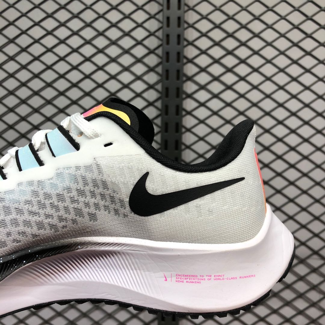 GiÃ y Nike Air Zoom Pegasus 37 'Paint Splatter' CZ7864-100 â Há» thá»ng phÃ¢n phá»i Air Jordan chÃ­nh hÃ£ng