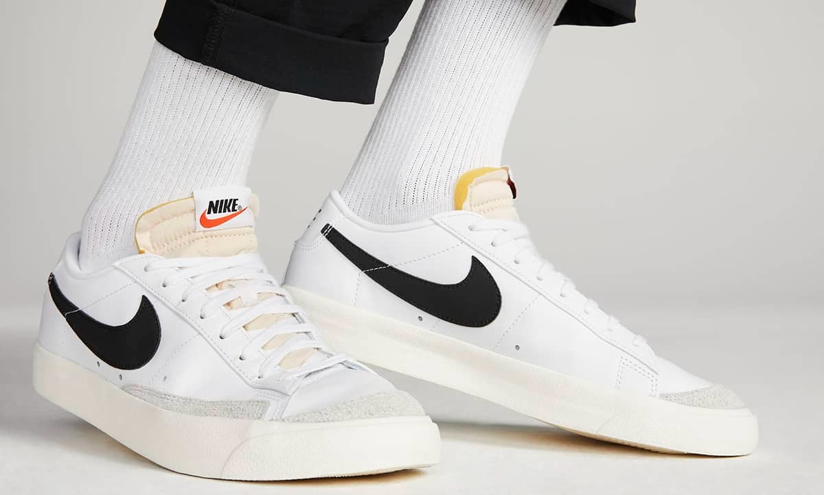 GiÃ y Nike Blazer Low 77 GS 'White Midnight Navy' DA4074-100 â Há» thá»ng phÃ¢n phá»i Air Jordan 