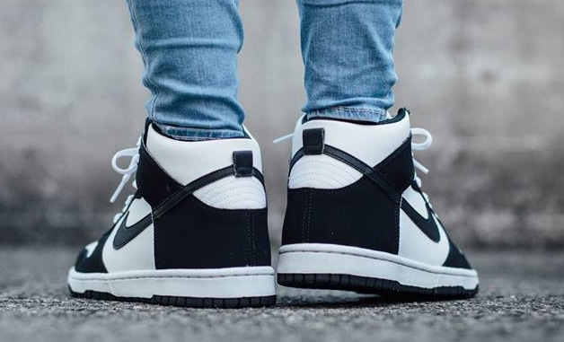 nike dunk white black high