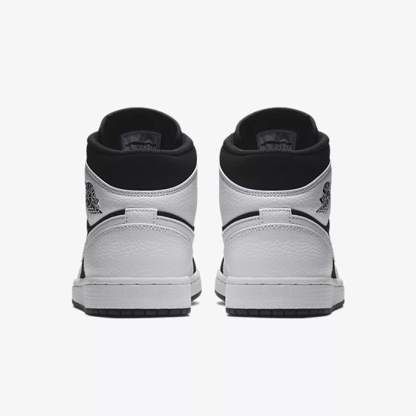 Nike Air Jordan 1 Retro Mid Tuxedo Black White 554724-113 Size 13 VNDS