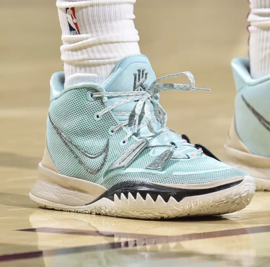 Giày Nike Kyrie 7 'Copa' CQ9327402 Hệ thống phân phối Air Jordan chính hãng