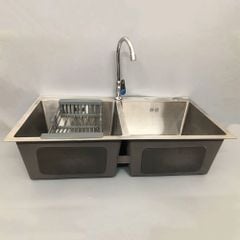Chậu Rửa Inox Kèm Vòi Rửa Bát - CV8245D - OB512