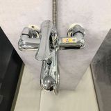 Sen Tắm Gắn Tường Nóng - Lạnh OB_443