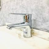 Vòi Chậu Rửa Lavabo 1 lỗ Nóng - Lạnh - OB_451