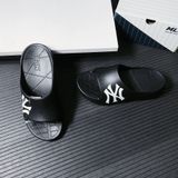 Dép MLB Chunky Slider New York Yankees Black