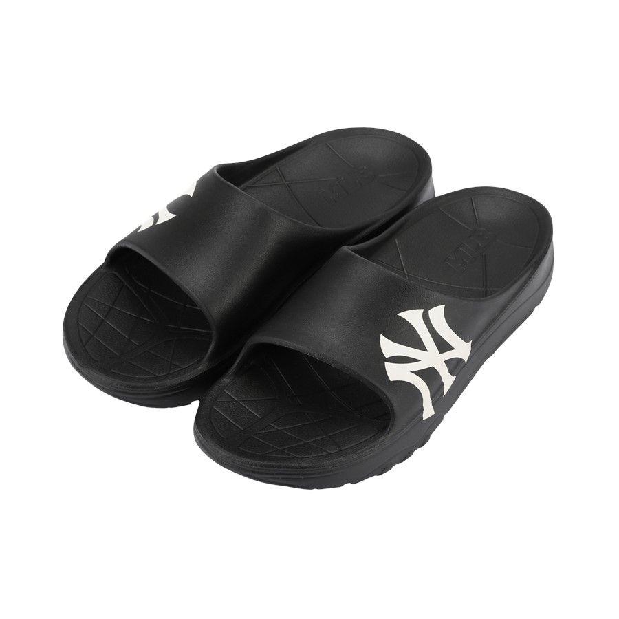 Dép MLB Chunky Slider New York Yankees Black