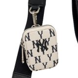 Túi MLB Chính Hãng - Họa Tiết Monogram - Thiết Kế Túi Đeo Chéo Tiện Lợi - Logo NY - Màu Kem