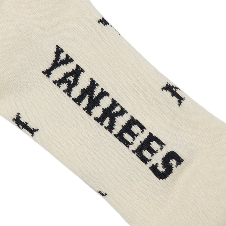 Tất MLB Cổ Cao Monogram Diamond New York Yankees Cream