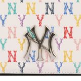 Túi Đeo Chéo MLB Chính Hãng - Họa Tiết Monogram Rainbow - Thiết Kế Túi Đeo Chéo - Logo NY - Màu Trắng Ngà