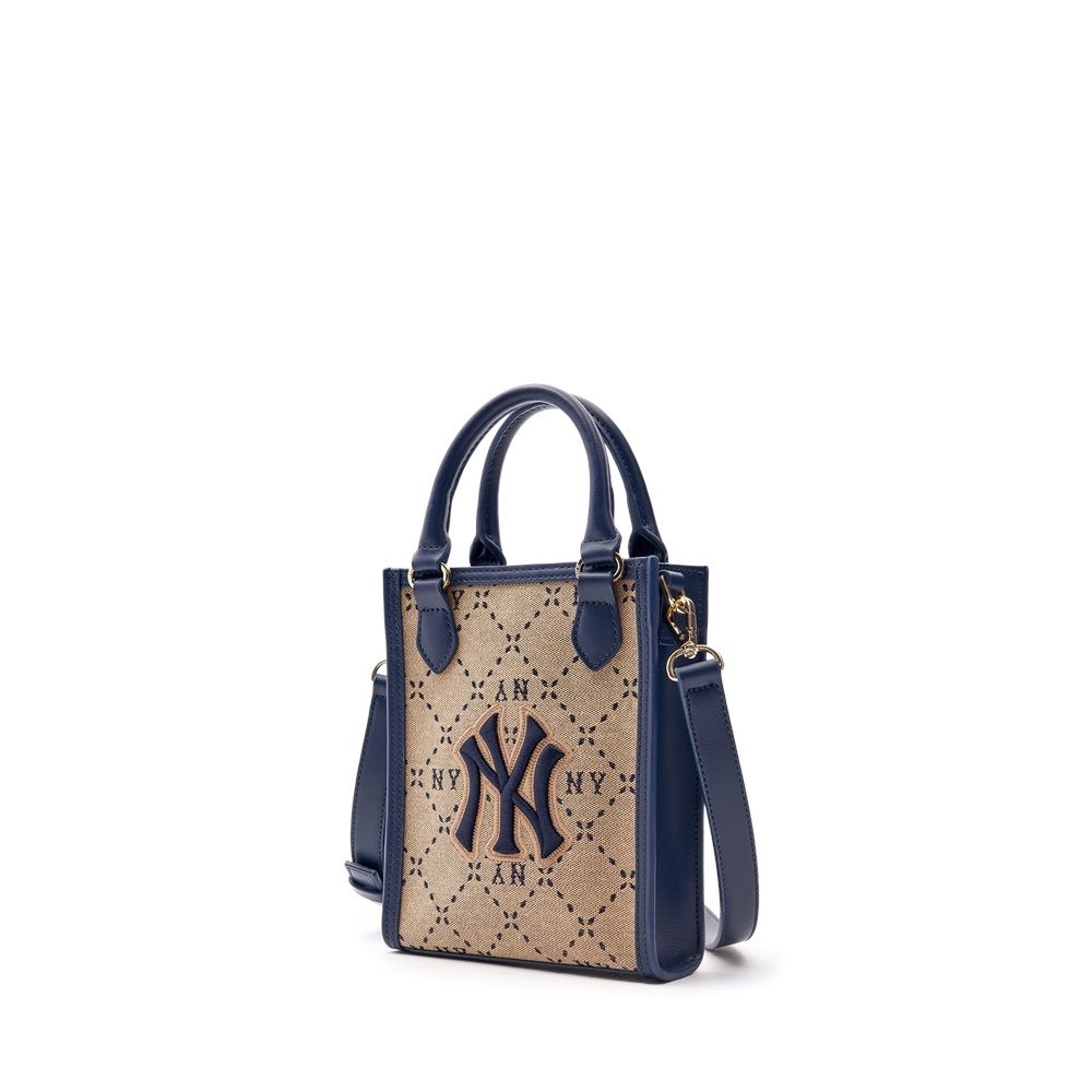 Túi MLB Chính Hãng - Họa Tiết Diamond Monogram - Thiết Kế Túi Đựng Điện Thoại - Logo NY - Màu Be