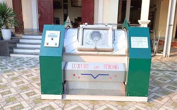  Máy giặt CN 50kg chân mềm 