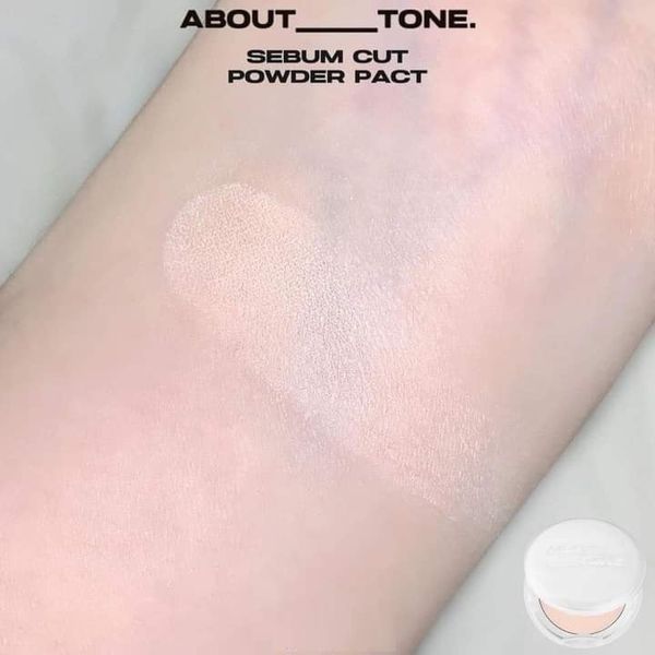 PHẤN PHỦ ABOUT TONE SEBUM CUT POWDER PACT 9G