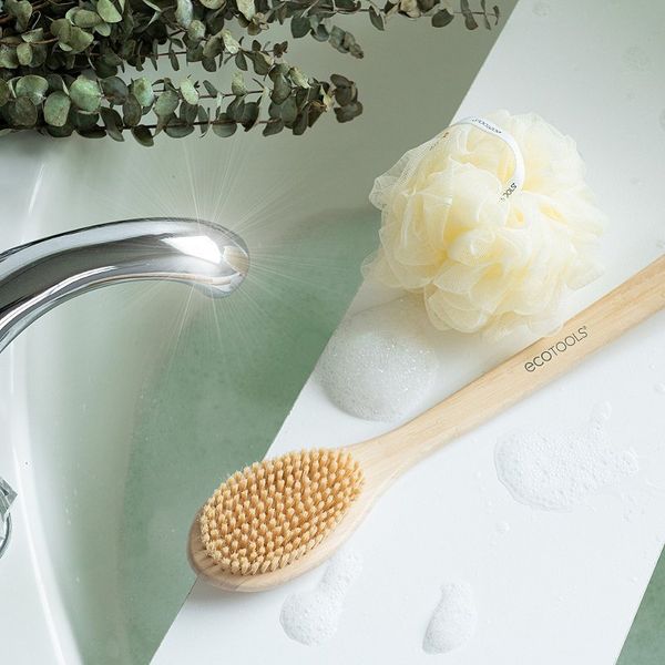 DỤNG CỤ CỌ LƯNG CAO CẤP ECOTOOLS BRISTLE BATH BRUSH