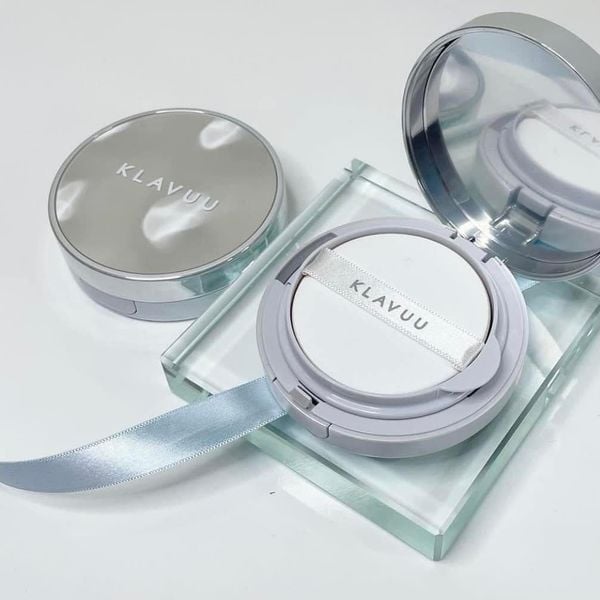 PHẤN NƯỚC KLAVUU URBAN PEARLSATION HIGH COVERAGE TENSION CUSHION SPF 50 MÀU TRẮNG