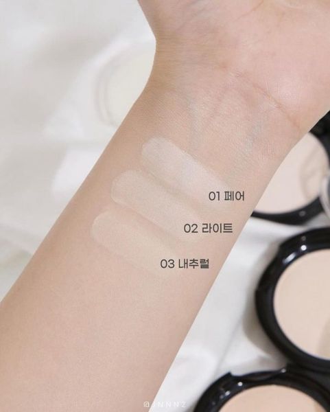 PHẤN PHỦ ABOUT TONE LEGENDARY BLUR POWDER PACT 9G