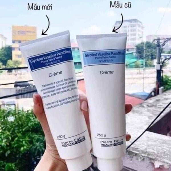 KEM BÔI NẺ PHÁP GLYCEOL VASELINE PARAFFINE PIERRE FABRE 250G